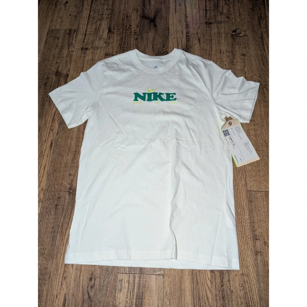 Mens Nike Sportswear Nurture Sole T-Shirt‎ Size Medium HJ0618-133